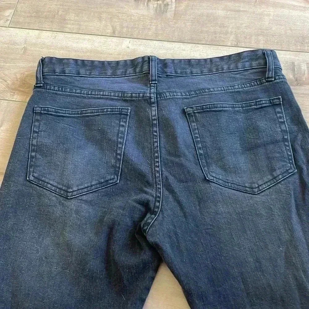 4/$25 Forever 21 Men’s Black Stripe Ankle Zip Jeans Sz 33 - Picture 6 of 7